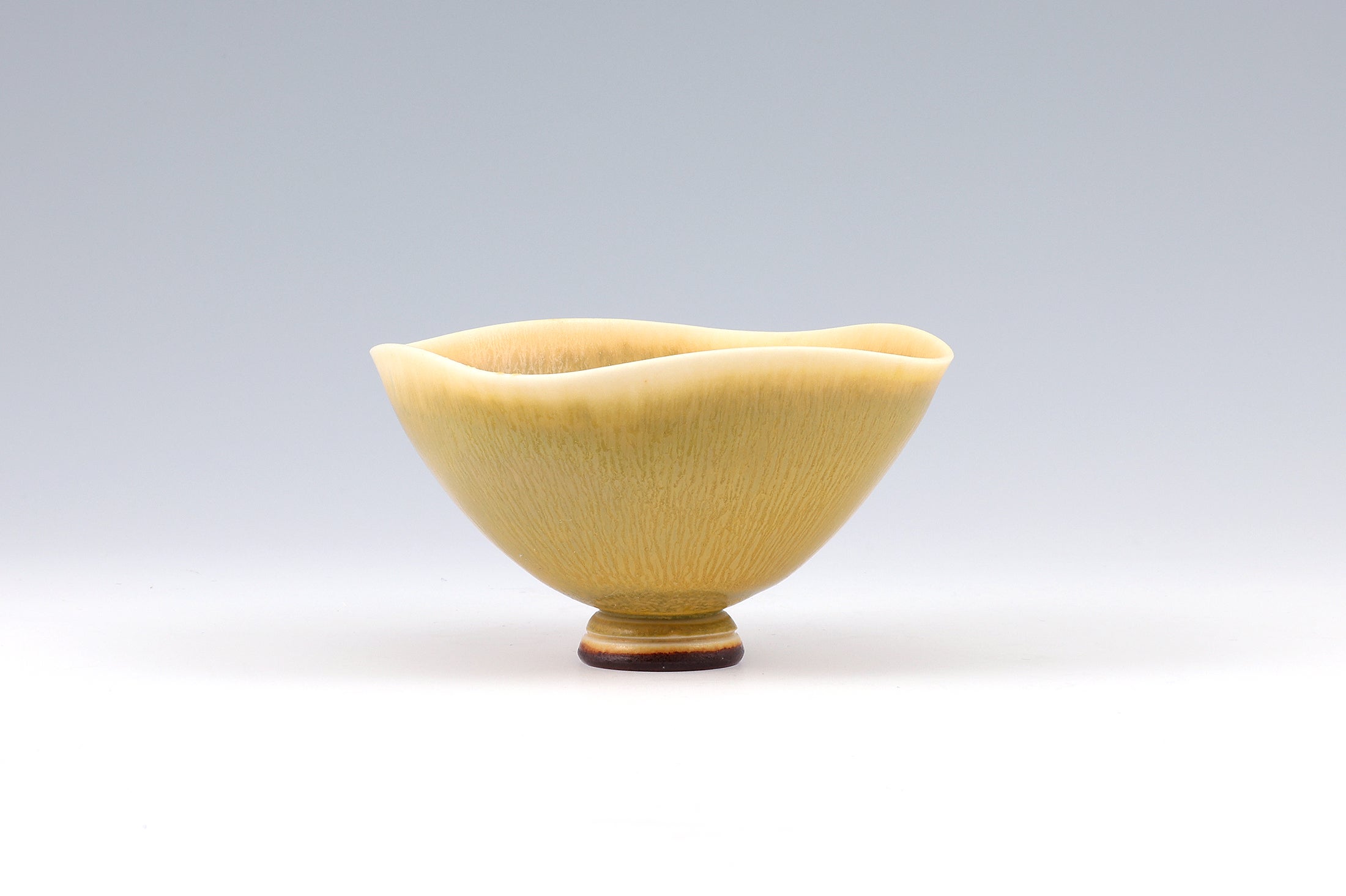 Berndt Friberg ベルントフリーベリ 花瓶 花器北欧 アンティーク 骨董 まっくろく グンナーニールンド カールハリースタルハン  リサラーソン アラビア 売買されたオークション情報 落札价格 【au payマーケット】の商品情報をアーカイブ公開